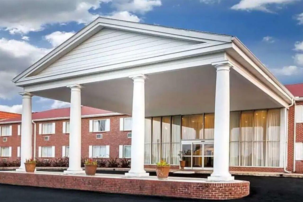Americas Best Value Inn Феникс Сити Екстериор снимка