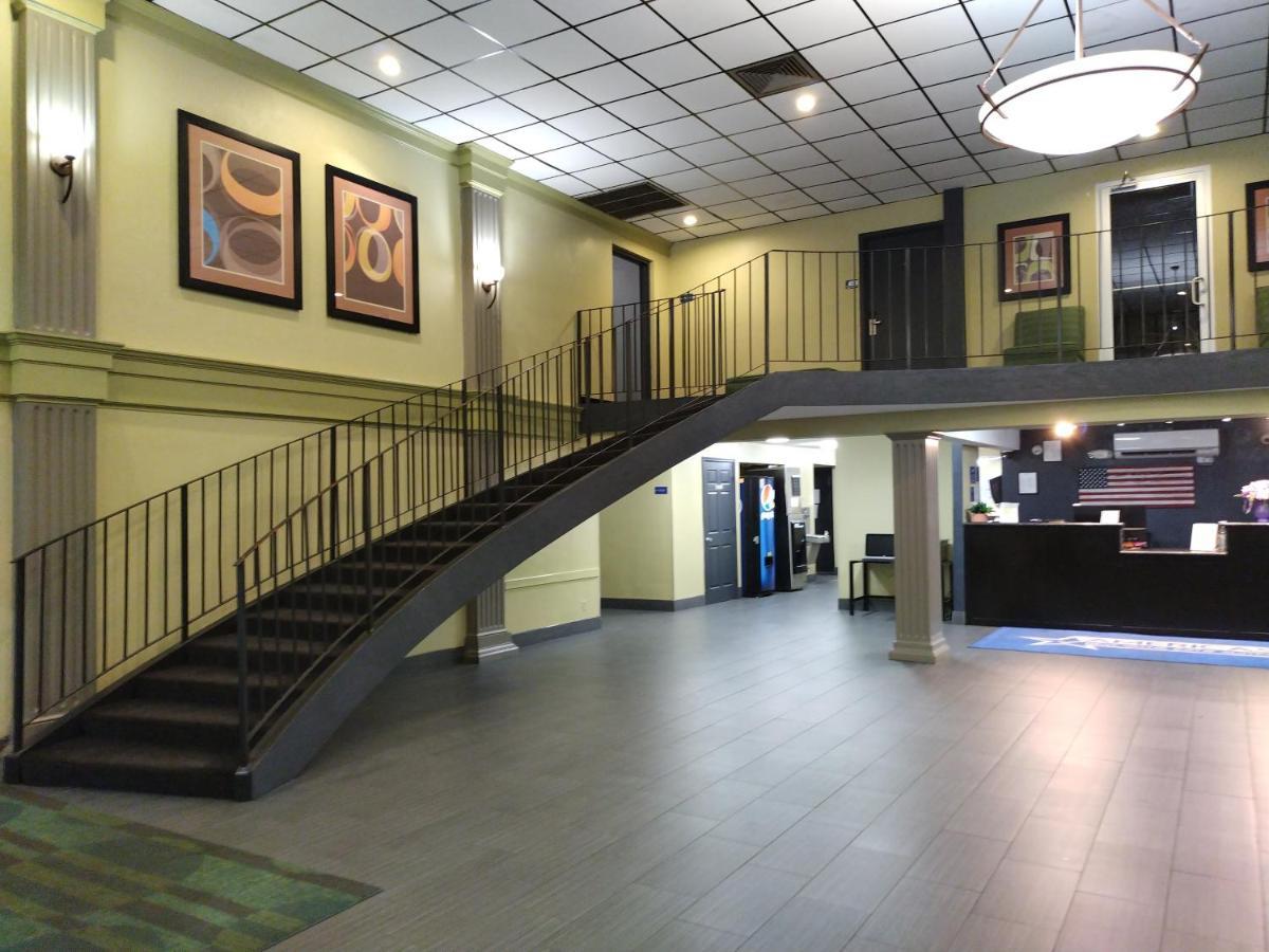 Americas Best Value Inn Феникс Сити Екстериор снимка
