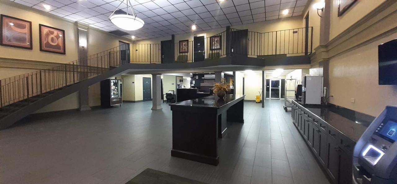 Americas Best Value Inn Феникс Сити Екстериор снимка