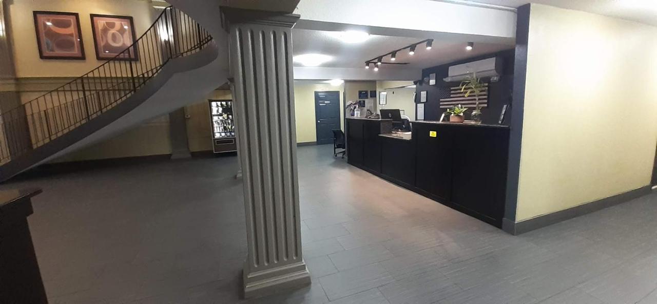 Americas Best Value Inn Феникс Сити Екстериор снимка