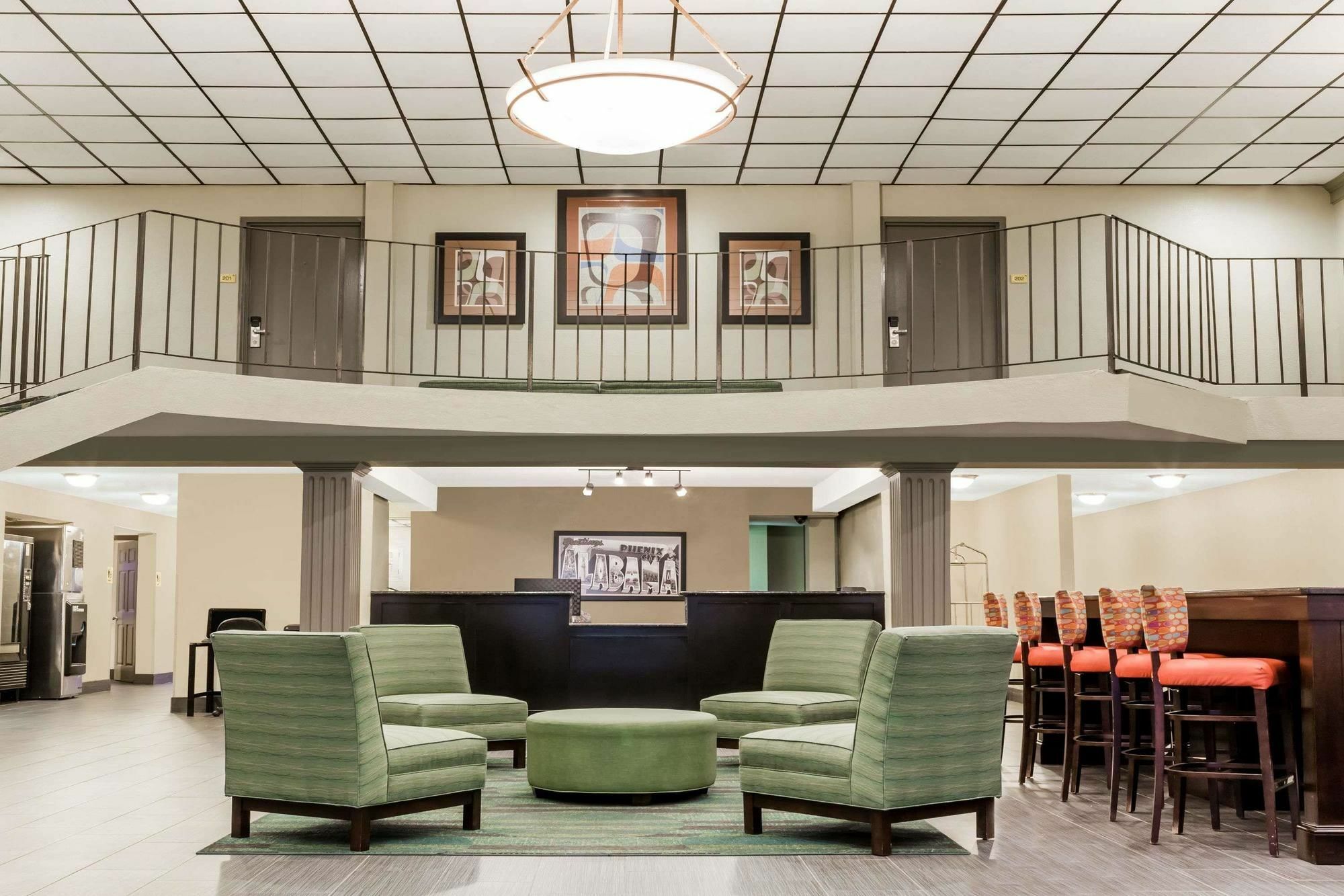 Americas Best Value Inn Феникс Сити Екстериор снимка